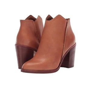 Dolce Vita Shep Bootie in Cognac Size 8.5 New